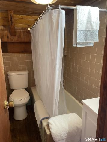 125 Old Sachems Head Road Guilford CT 06437