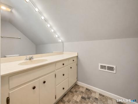 28 Lewis Lane West Hartford CT 06110
