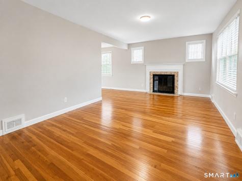 28 Lewis Lane West Hartford CT 06110