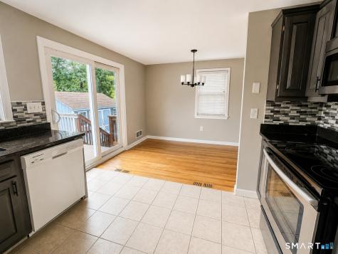 28 Lewis Lane West Hartford CT 06110
