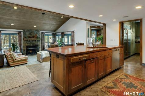 3 Raiders Lane Darien CT 06820