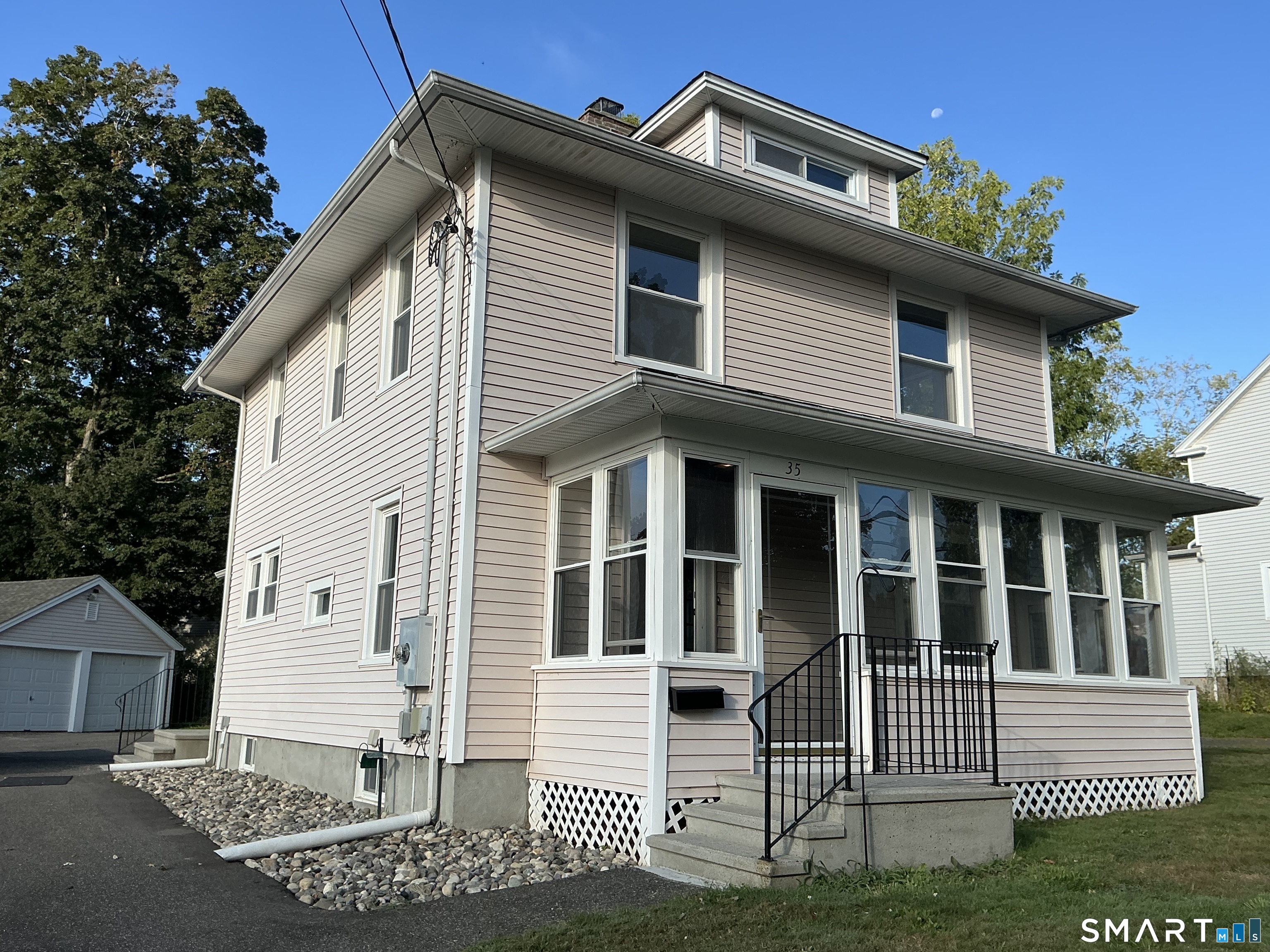 35 West Street Cromwell CT 06416