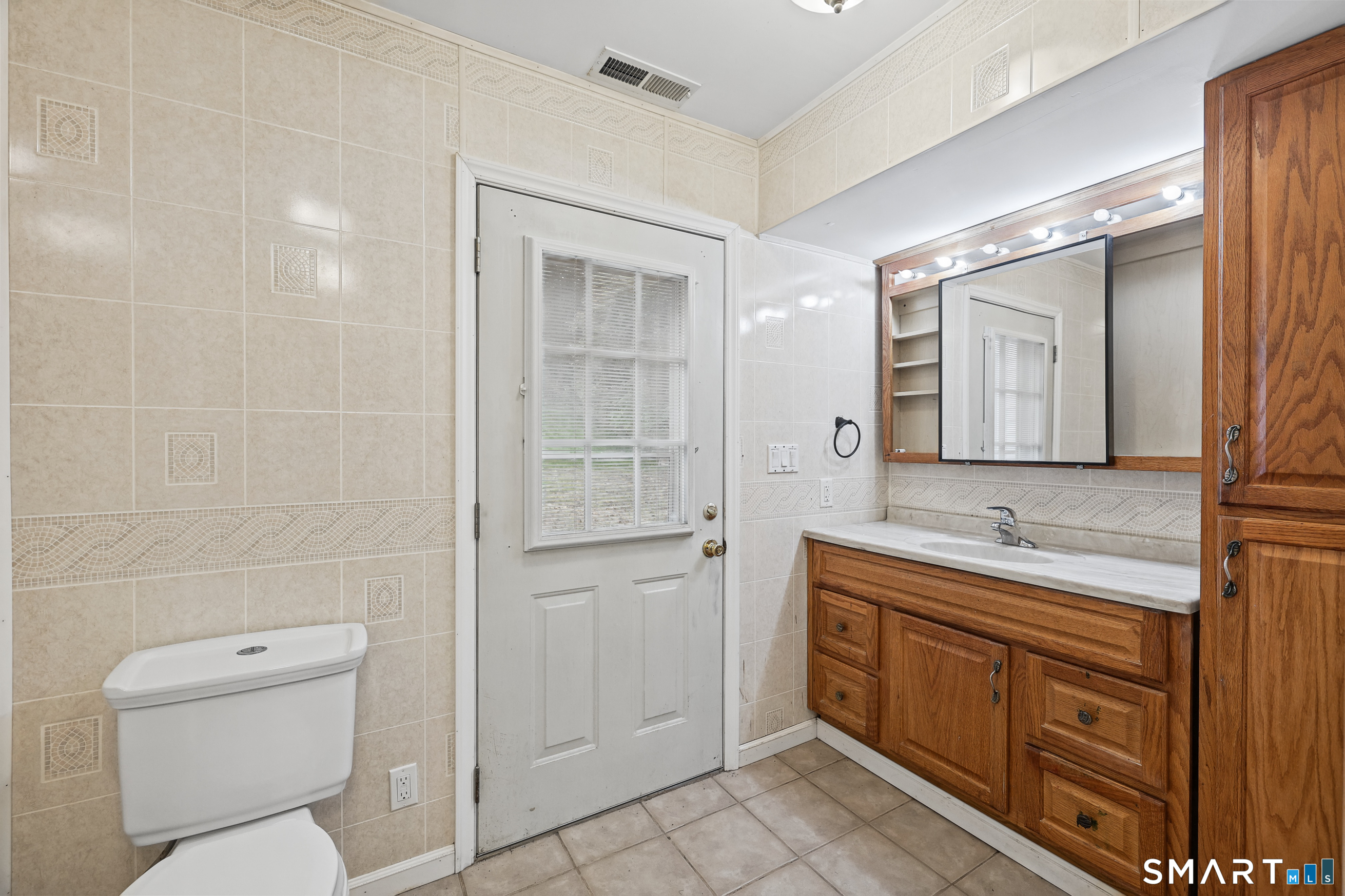 6 Caye Road Danbury CT 06811
