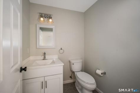 77 Lyme Street Old Lyme CT 06371