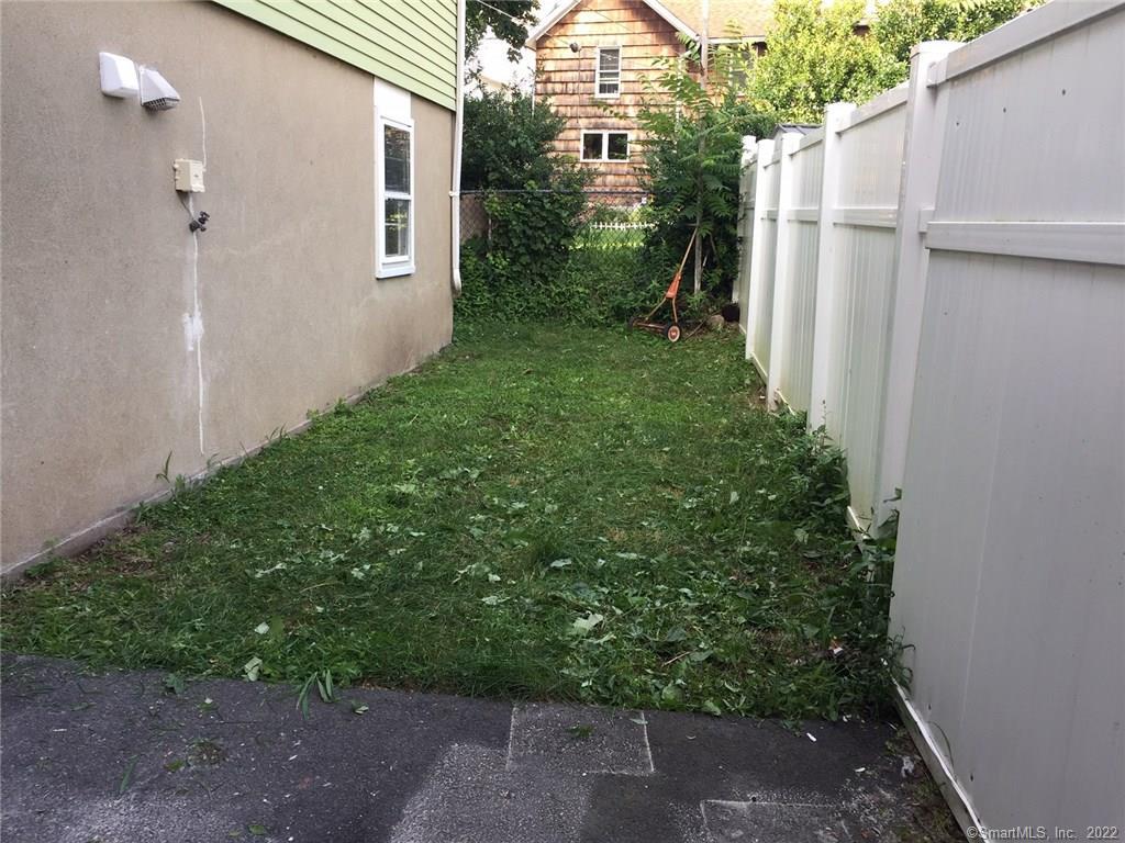 26 7TH Street Derby CT 06418