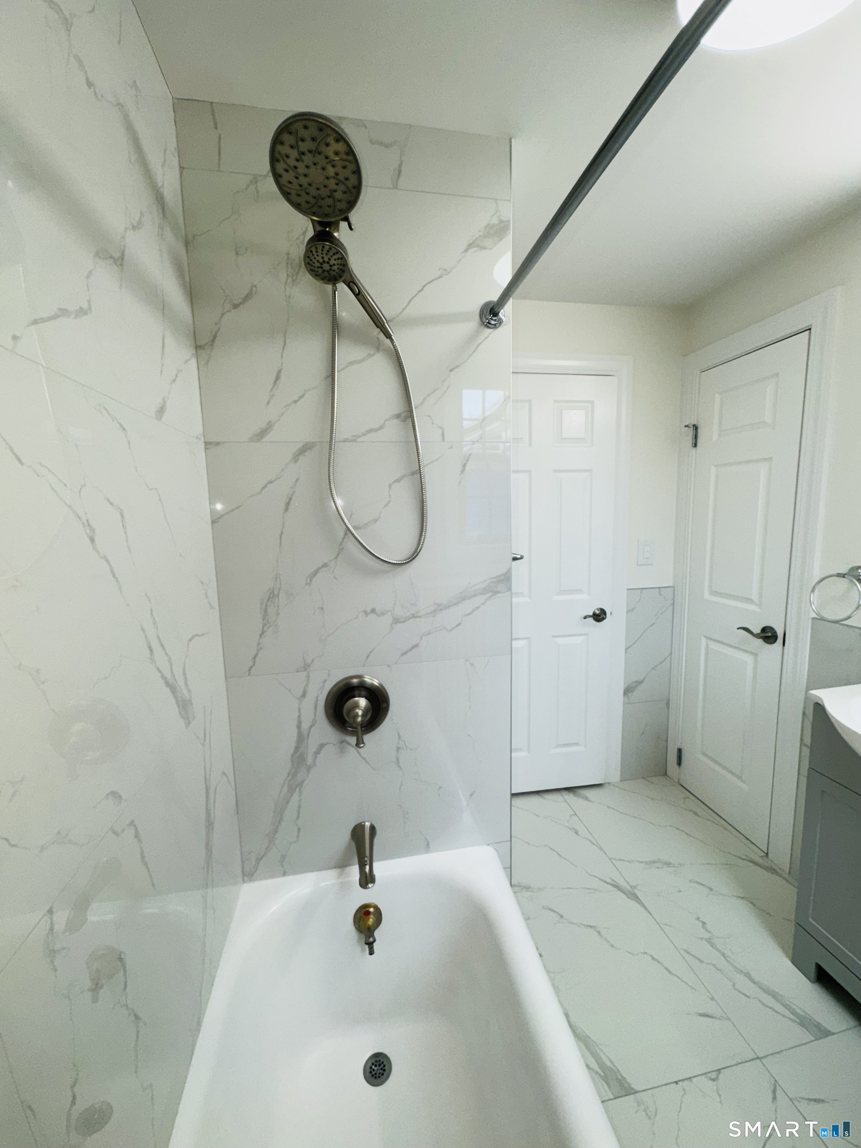 52 Howard Avenue New Haven CT 06519