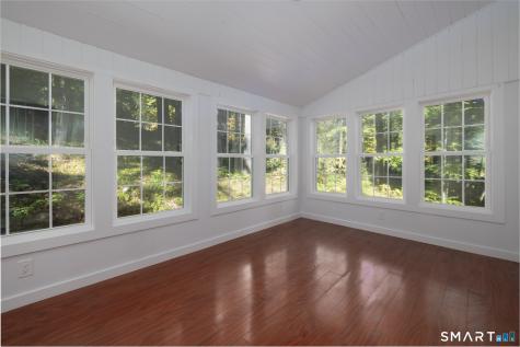 21 Saddle Ridge Drive Simsbury CT 06092