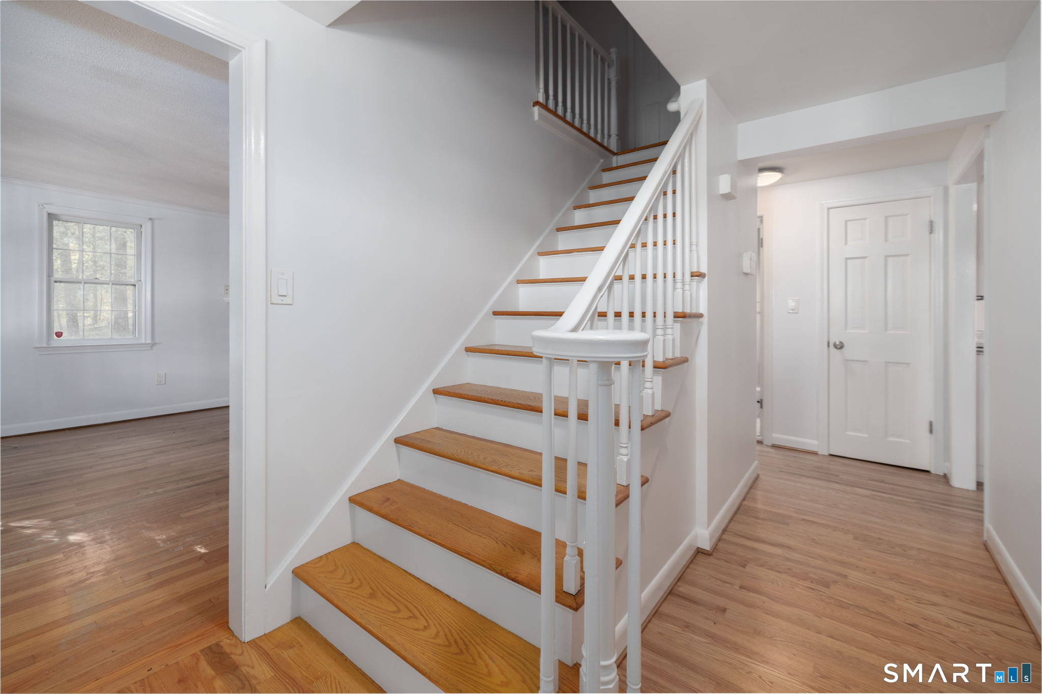 21 Saddle Ridge Drive Simsbury CT 06092
