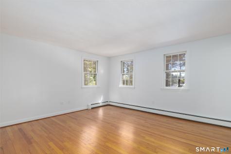 21 Saddle Ridge Drive Simsbury CT 06092