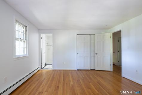 21 Saddle Ridge Drive Simsbury CT 06092