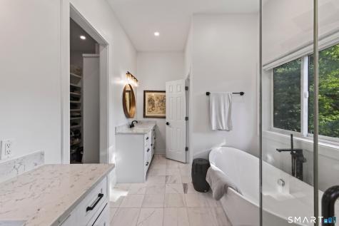 6 Abbotts Lane Westport CT 06880
