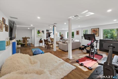 6 Abbotts Lane Westport CT 06880