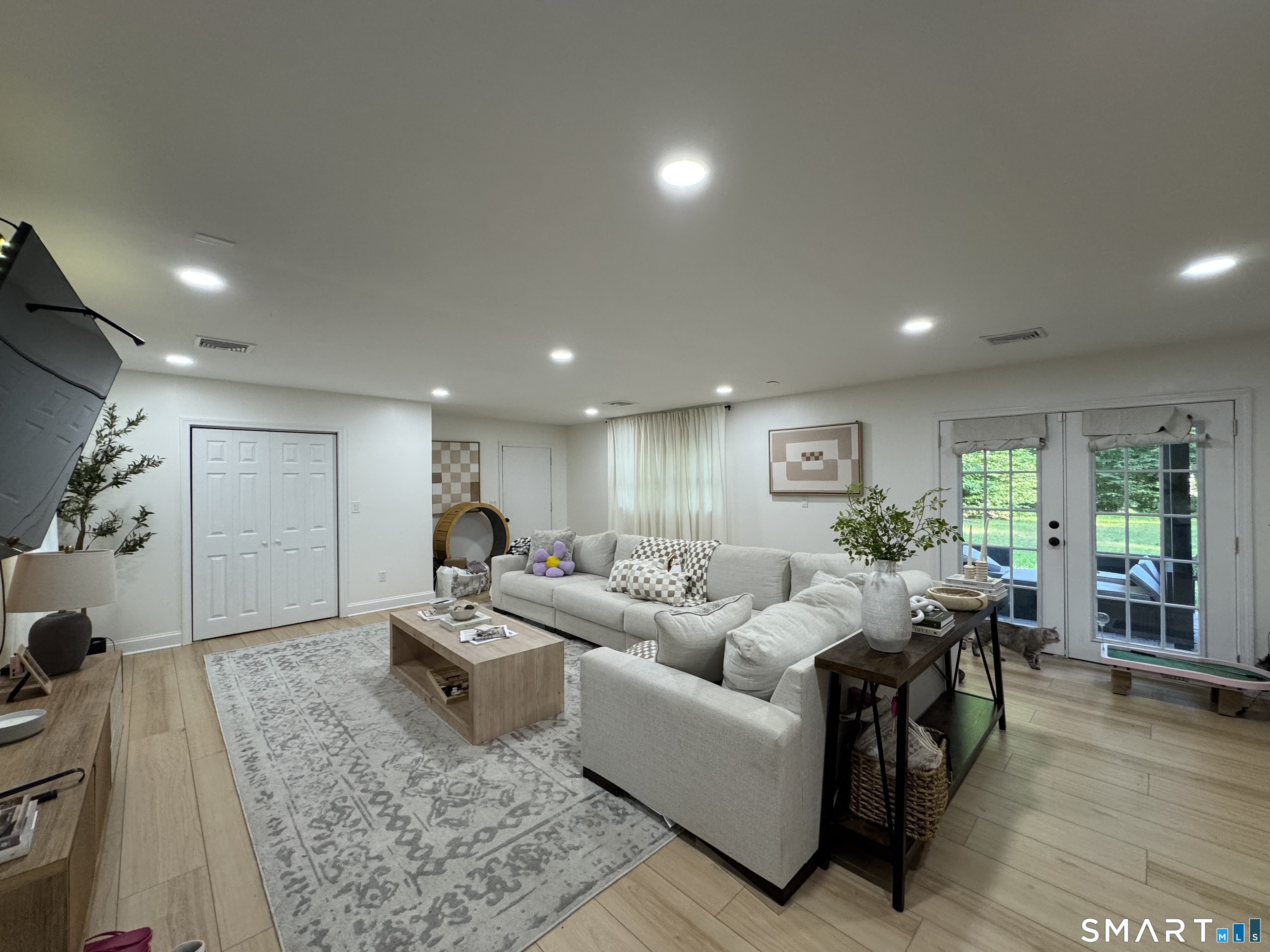 57 Lovers Lane Monroe CT 06468