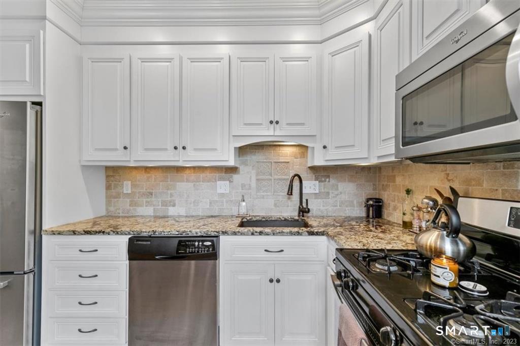 7 Wooster Place New Haven CT 06511