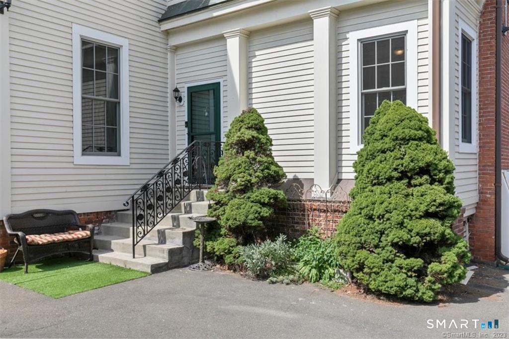 7 Wooster Place New Haven CT 06511