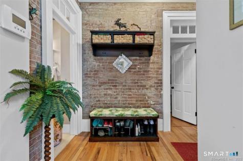 7 Wooster Place New Haven CT 06511
