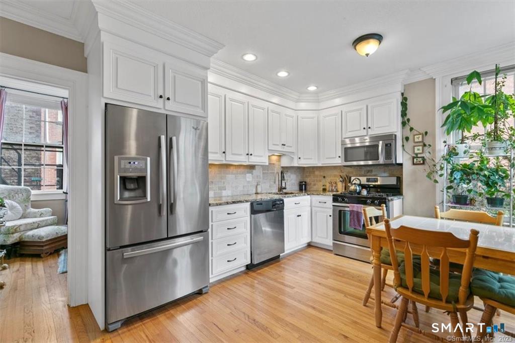 7 Wooster Place New Haven CT 06511