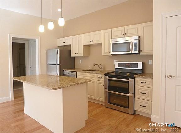 390 Boston Neck Road Suffield CT 06078