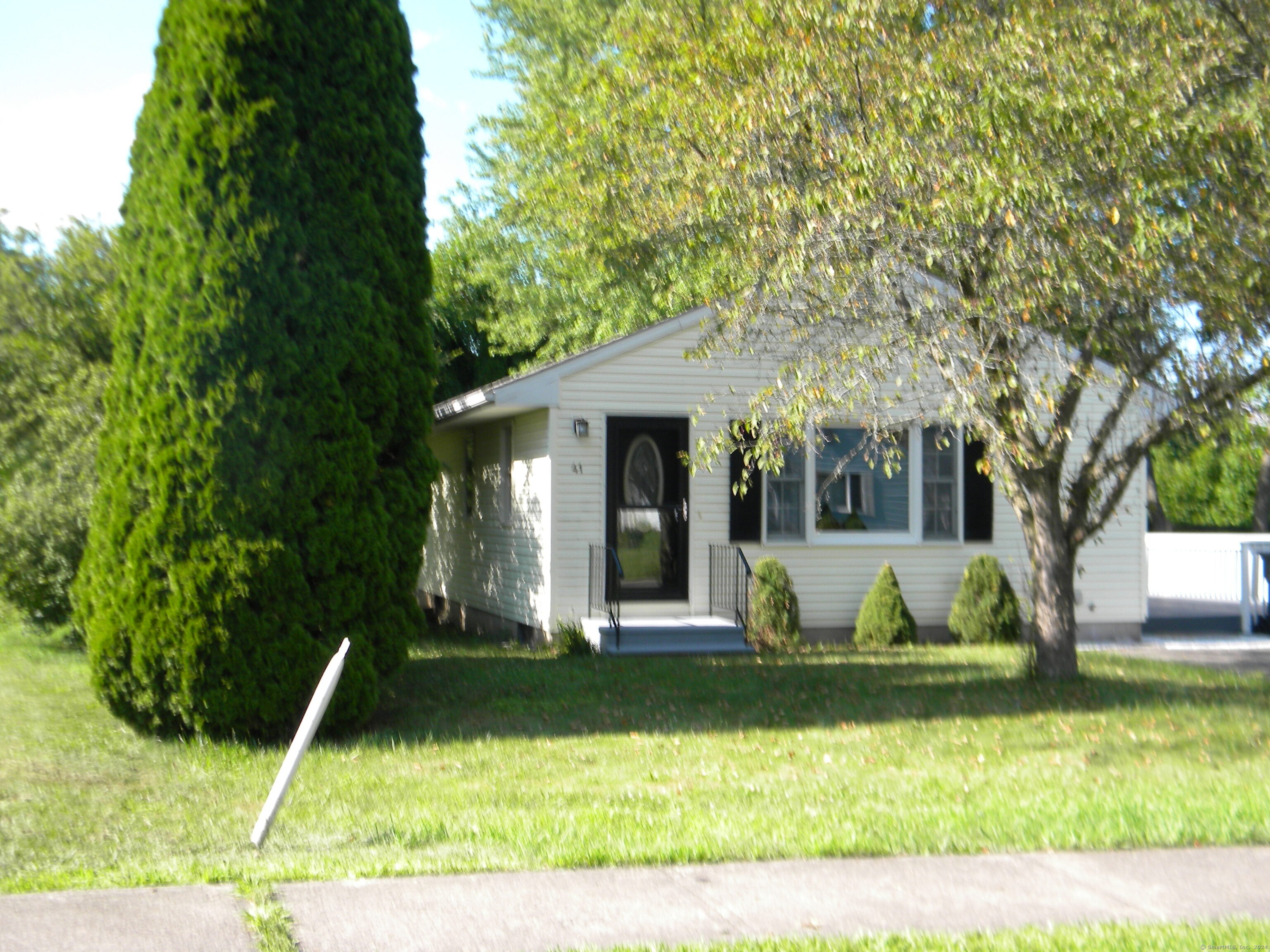 41 Gina Street Bristol CT 06010