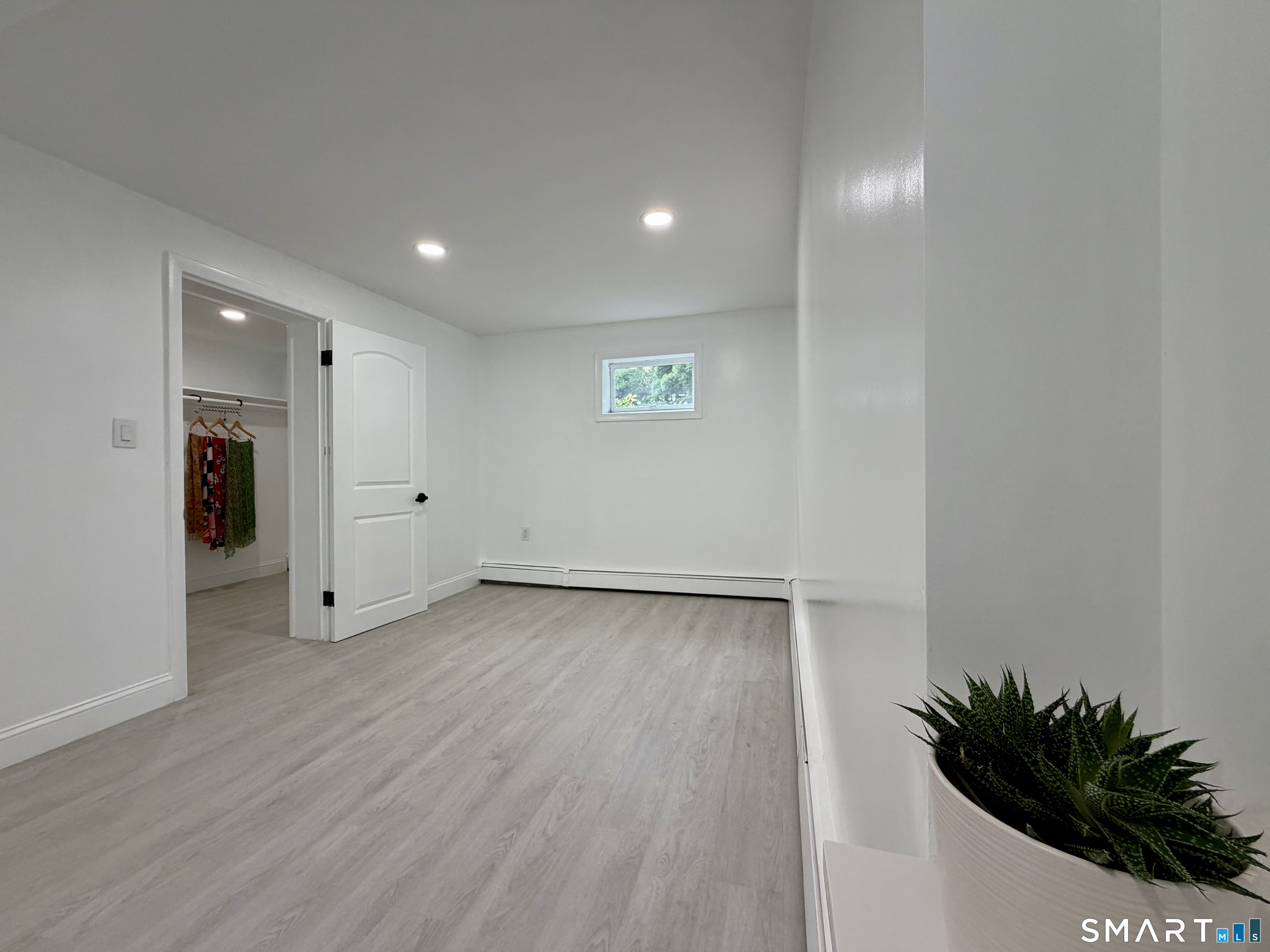57 Hoyt Street New Canaan CT 06840