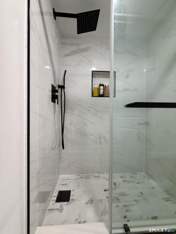 57 Hoyt Street New Canaan CT 06840