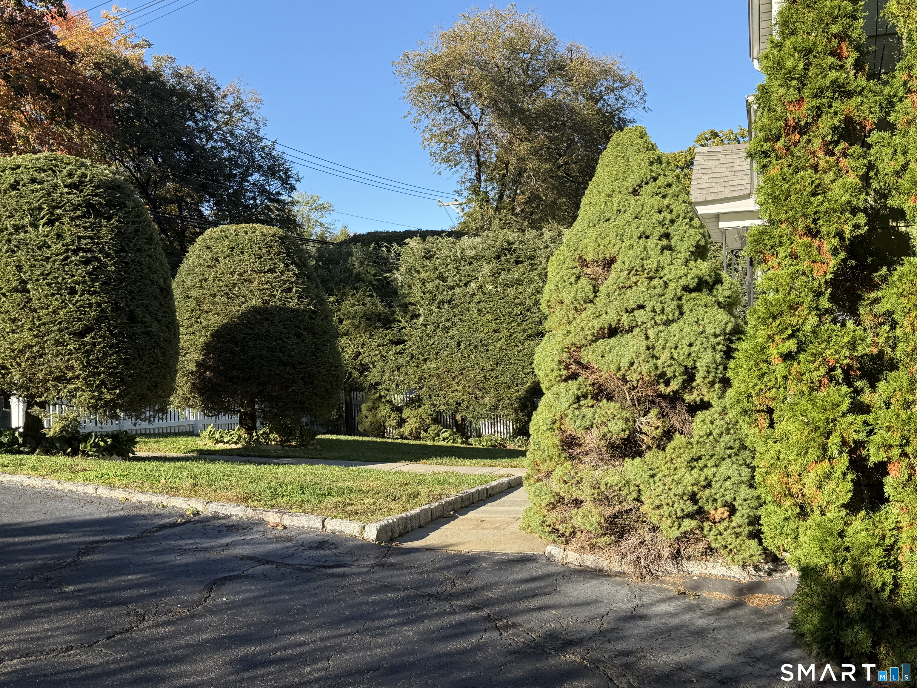 57 Hoyt Street New Canaan CT 06840