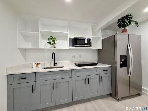 57 Hoyt Street New Canaan CT 06840