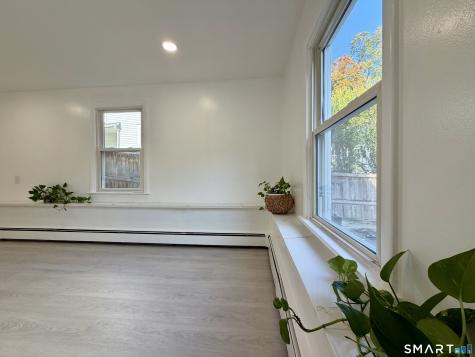 57 Hoyt Street New Canaan CT 06840