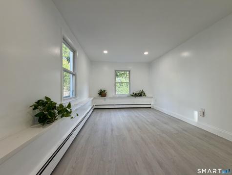 57 Hoyt Street New Canaan CT 06840