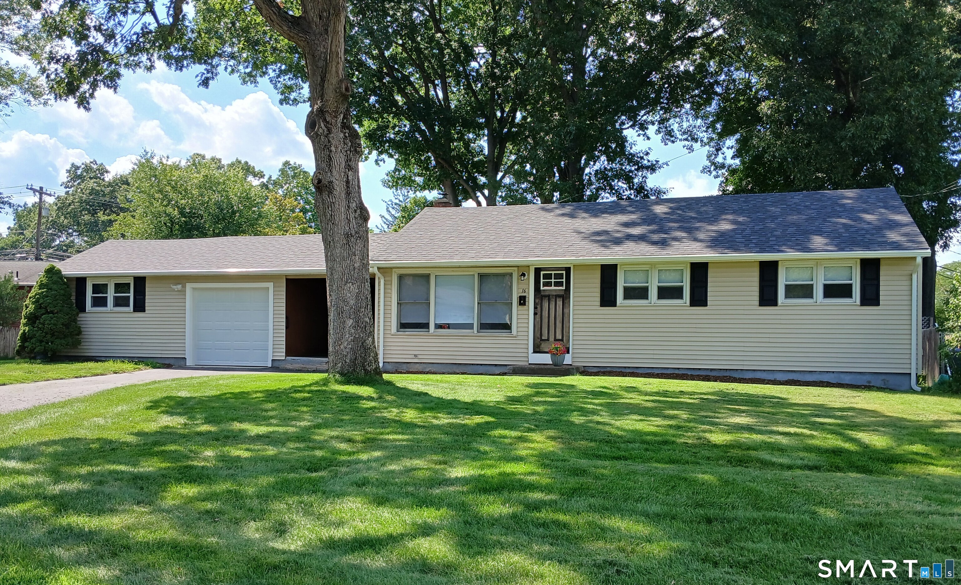 16 Arrow Street Enfield CT 06082
