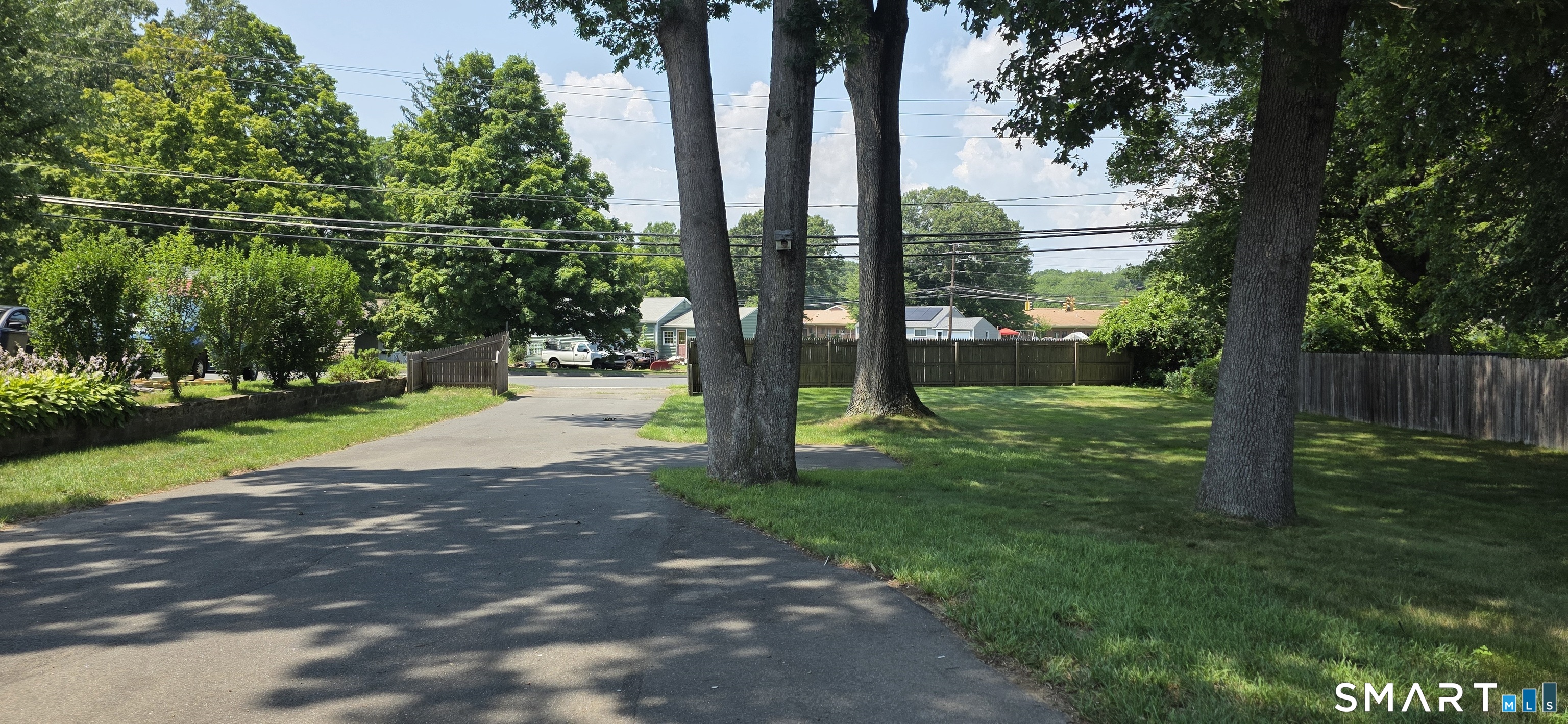16 Arrow Street Enfield CT 06082