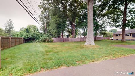 16 Arrow Street Enfield CT 06082