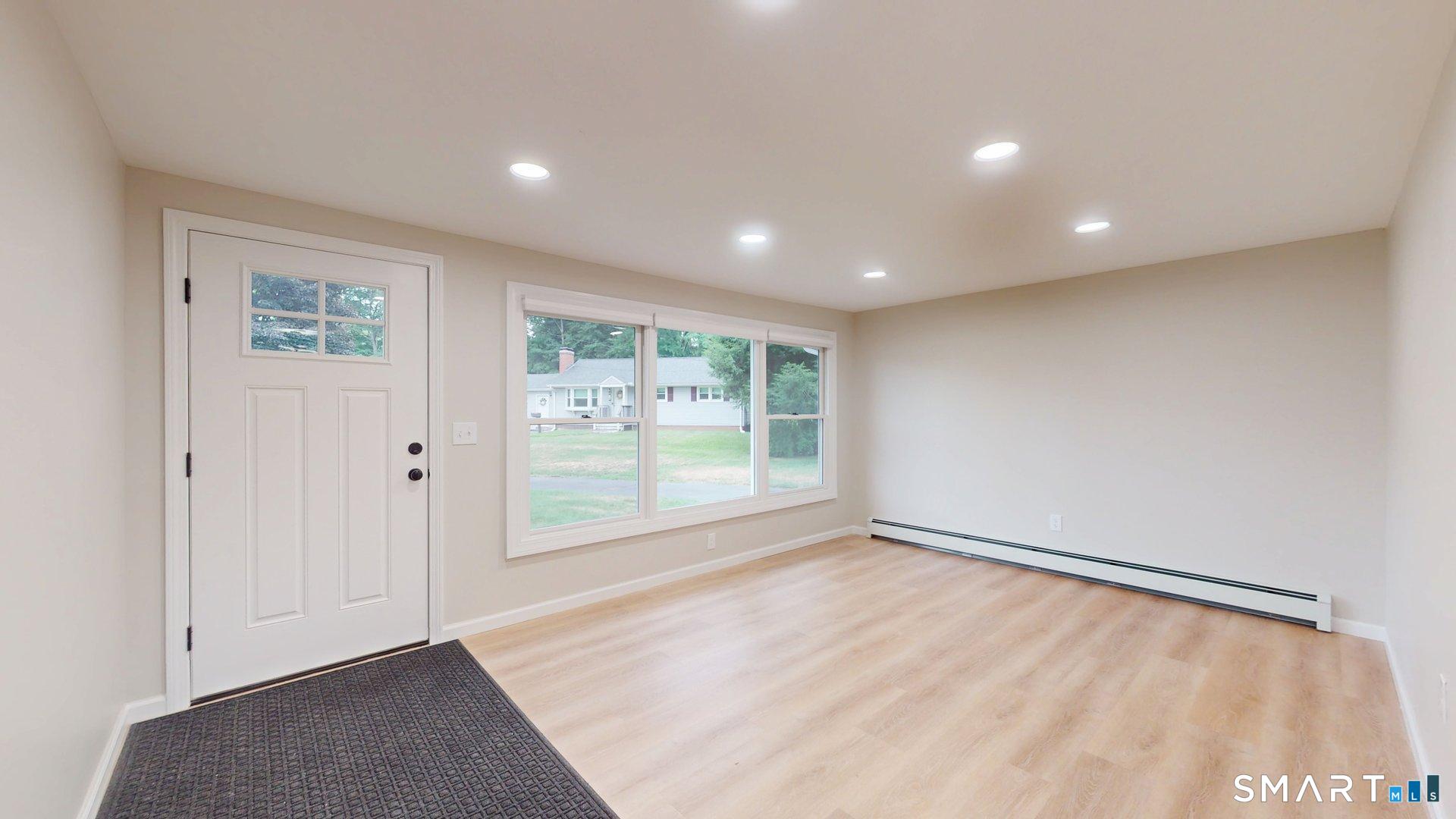 16 Arrow Street Enfield CT 06082