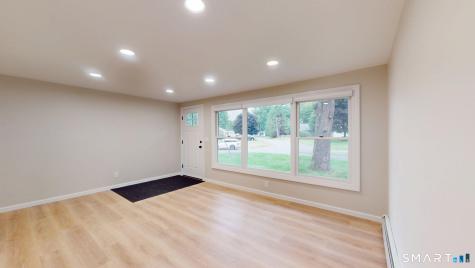 16 Arrow Street Enfield CT 06082