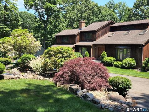 925 Dunbar Hill Road Hamden CT 06514