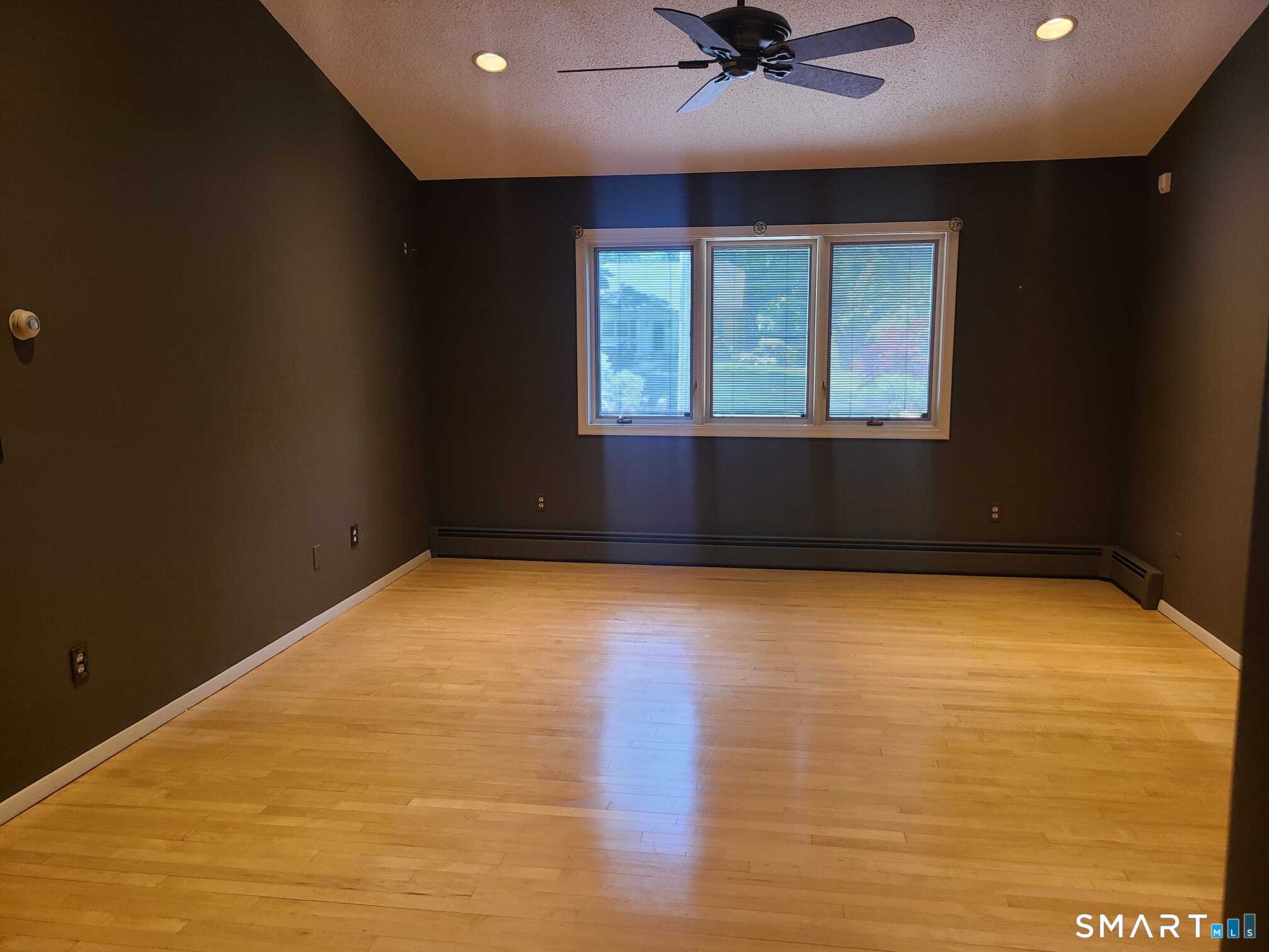 925 Dunbar Hill Road Hamden CT 06514