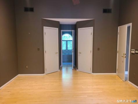 925 Dunbar Hill Road Hamden CT 06514