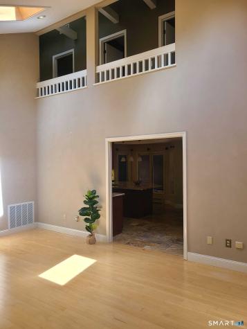 925 Dunbar Hill Road Hamden CT 06514