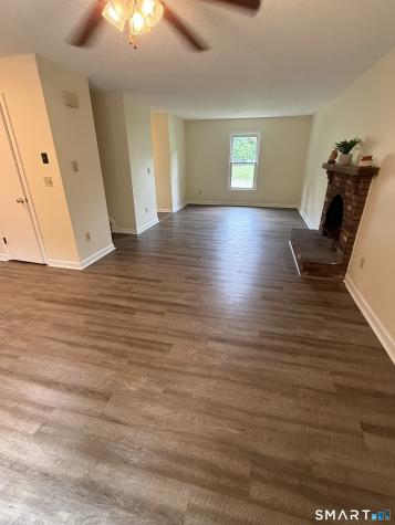 137 West Bridge Street Deep River CT 06417