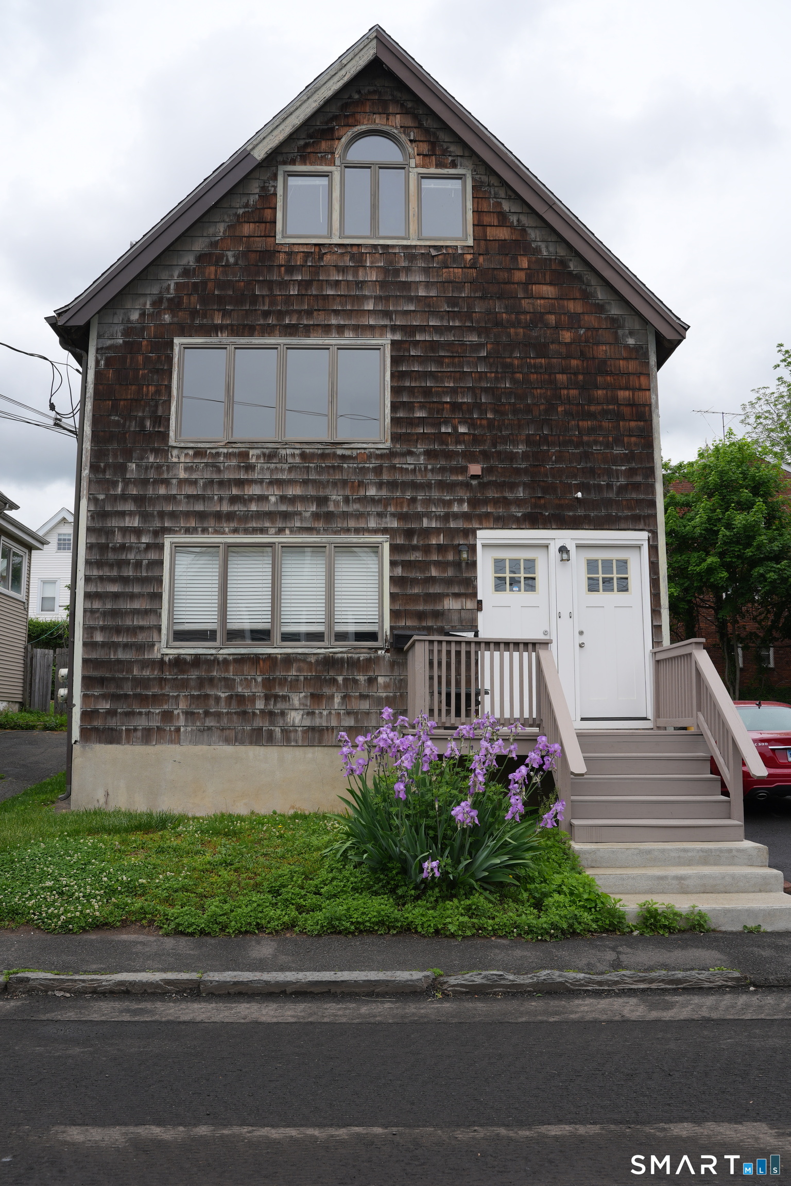 25-27 Jetland Place Bridgeport CT 06605