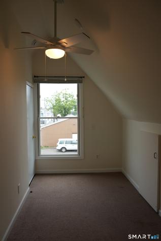 25-27 Jetland Place Bridgeport CT 06605