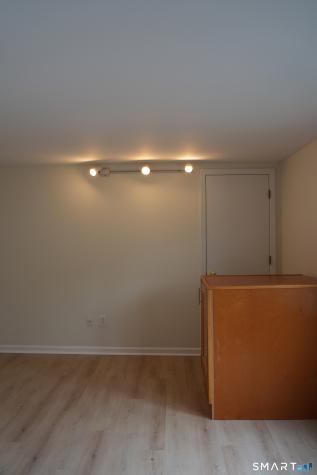 25-27 Jetland Place Bridgeport CT 06605