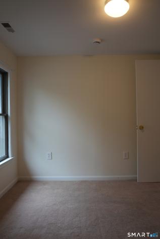 25-27 Jetland Place Bridgeport CT 06605