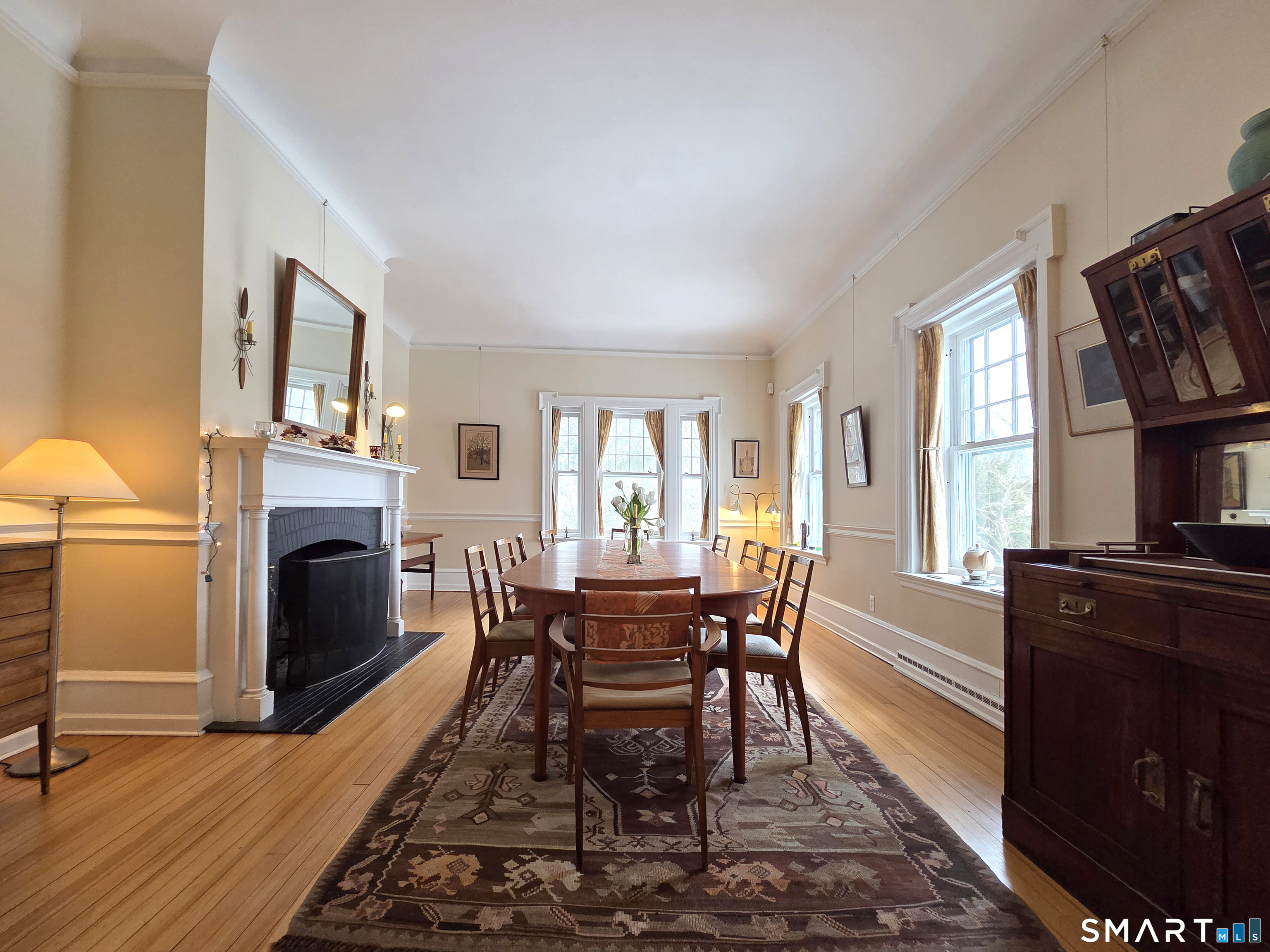 82 Edgehill Road New Haven CT 06511