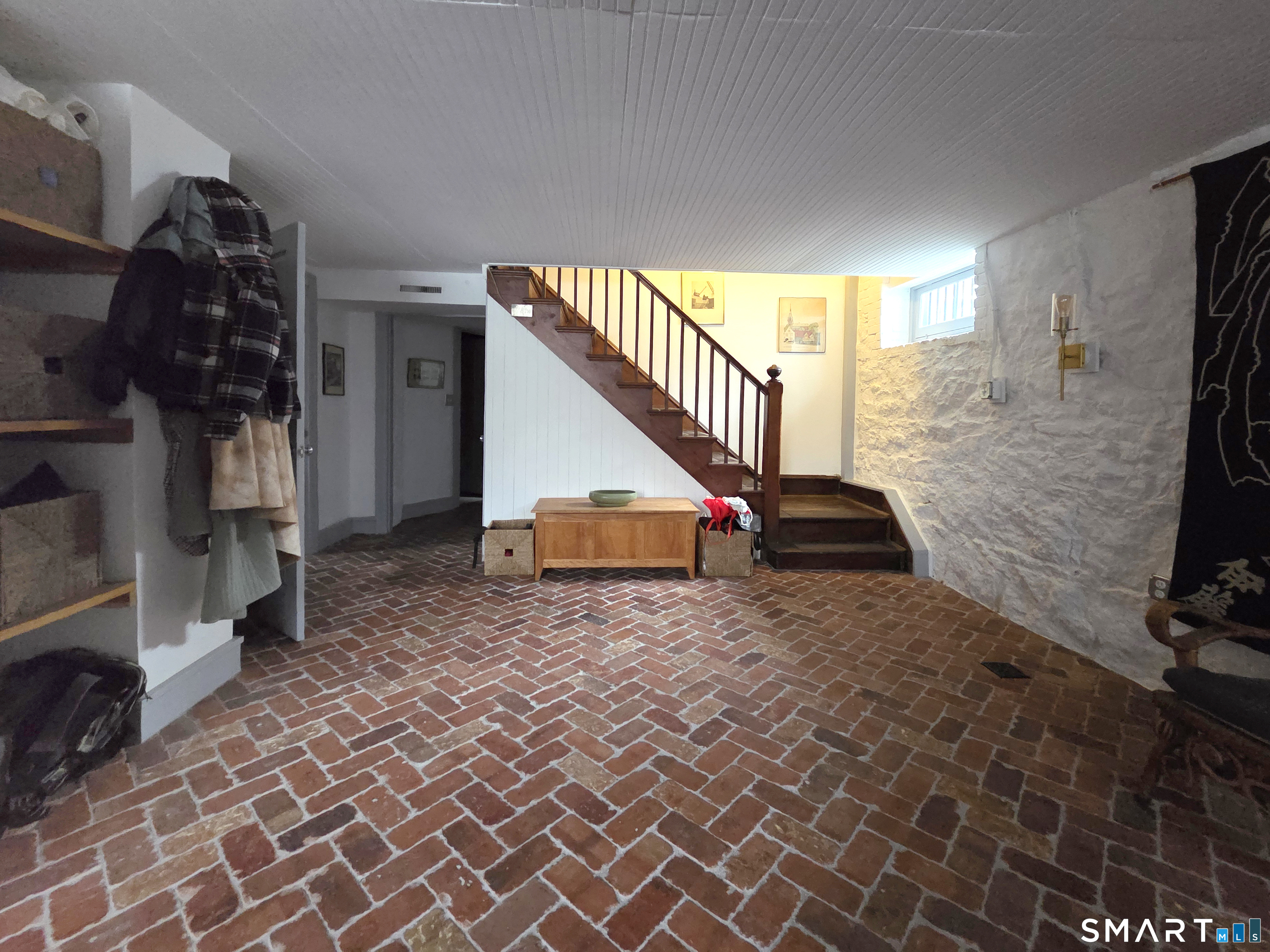 82 Edgehill Road New Haven CT 06511