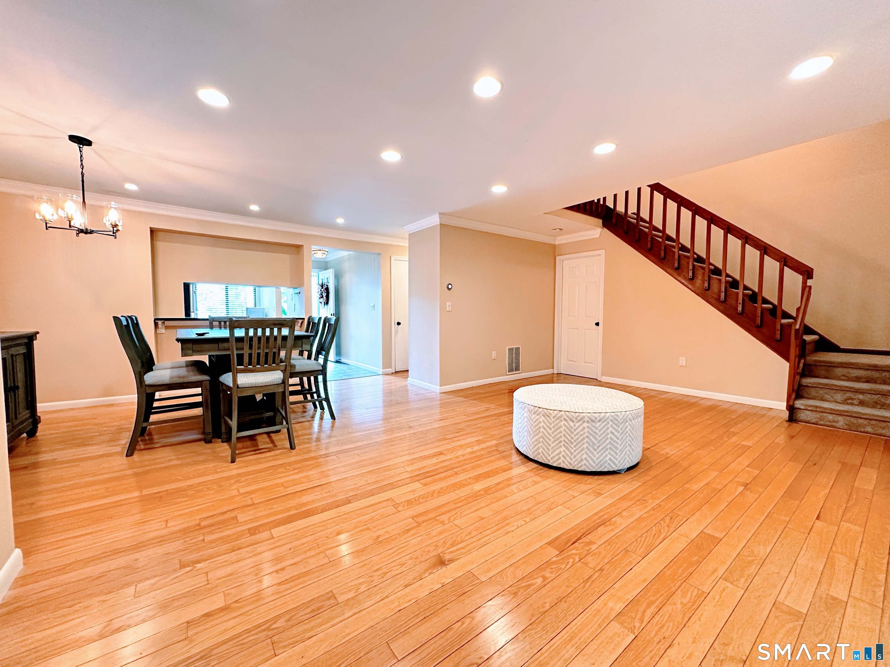 7 Garden Path Farmington CT 06032