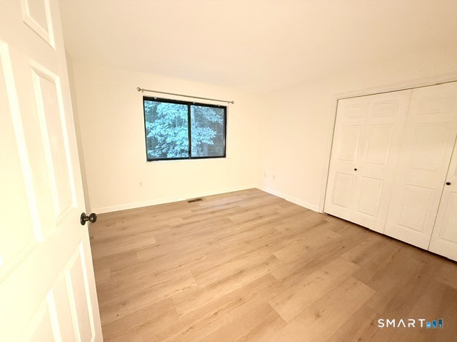 7 Garden Path Farmington CT 06032