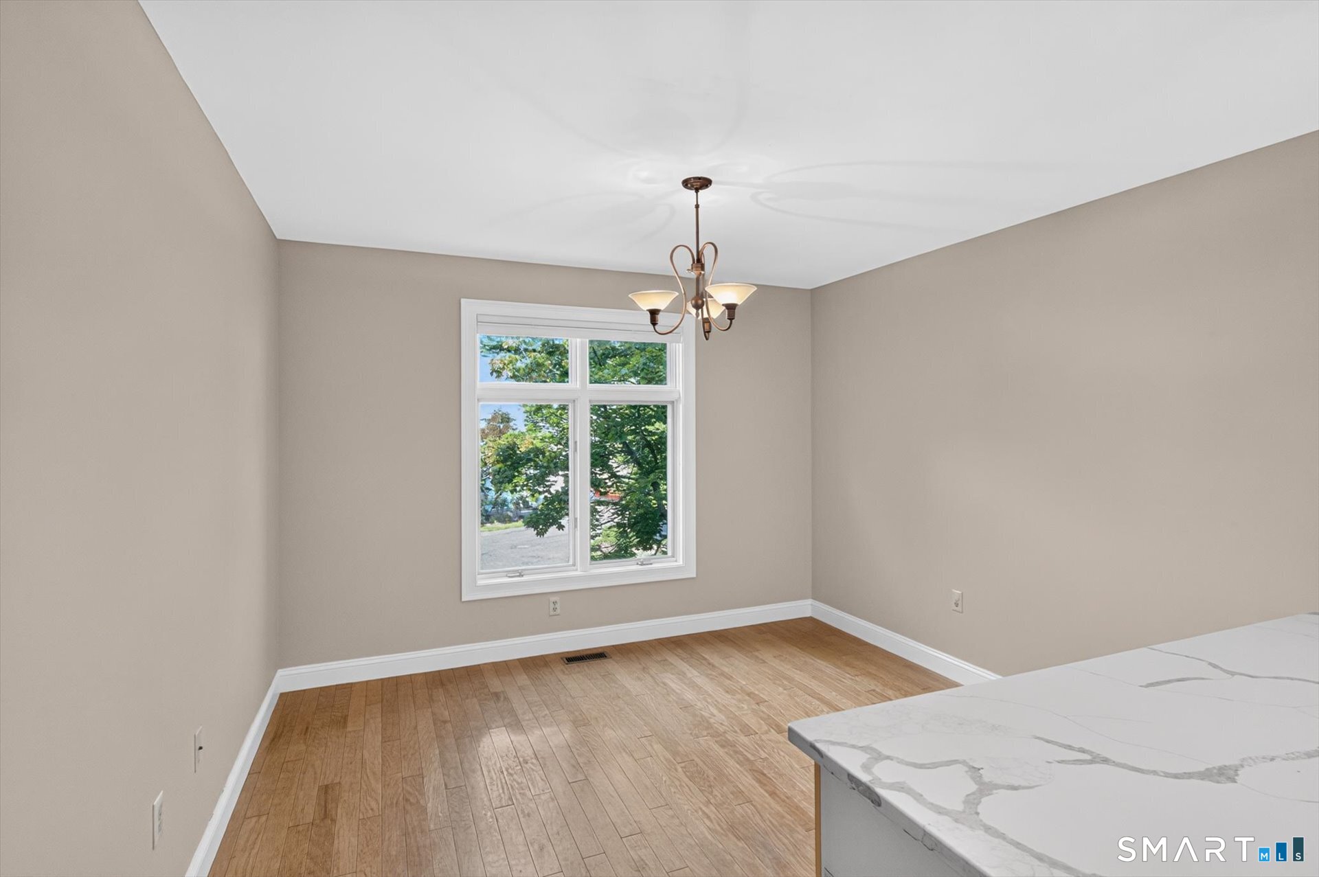 7 Essex Court Avon CT 06001