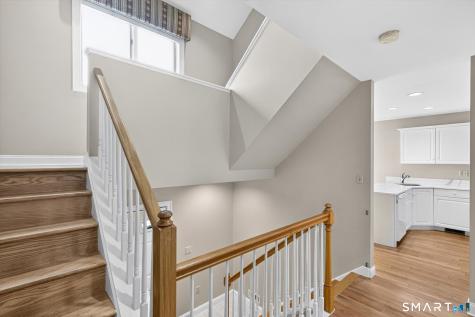 7 Essex Court Avon CT 06001