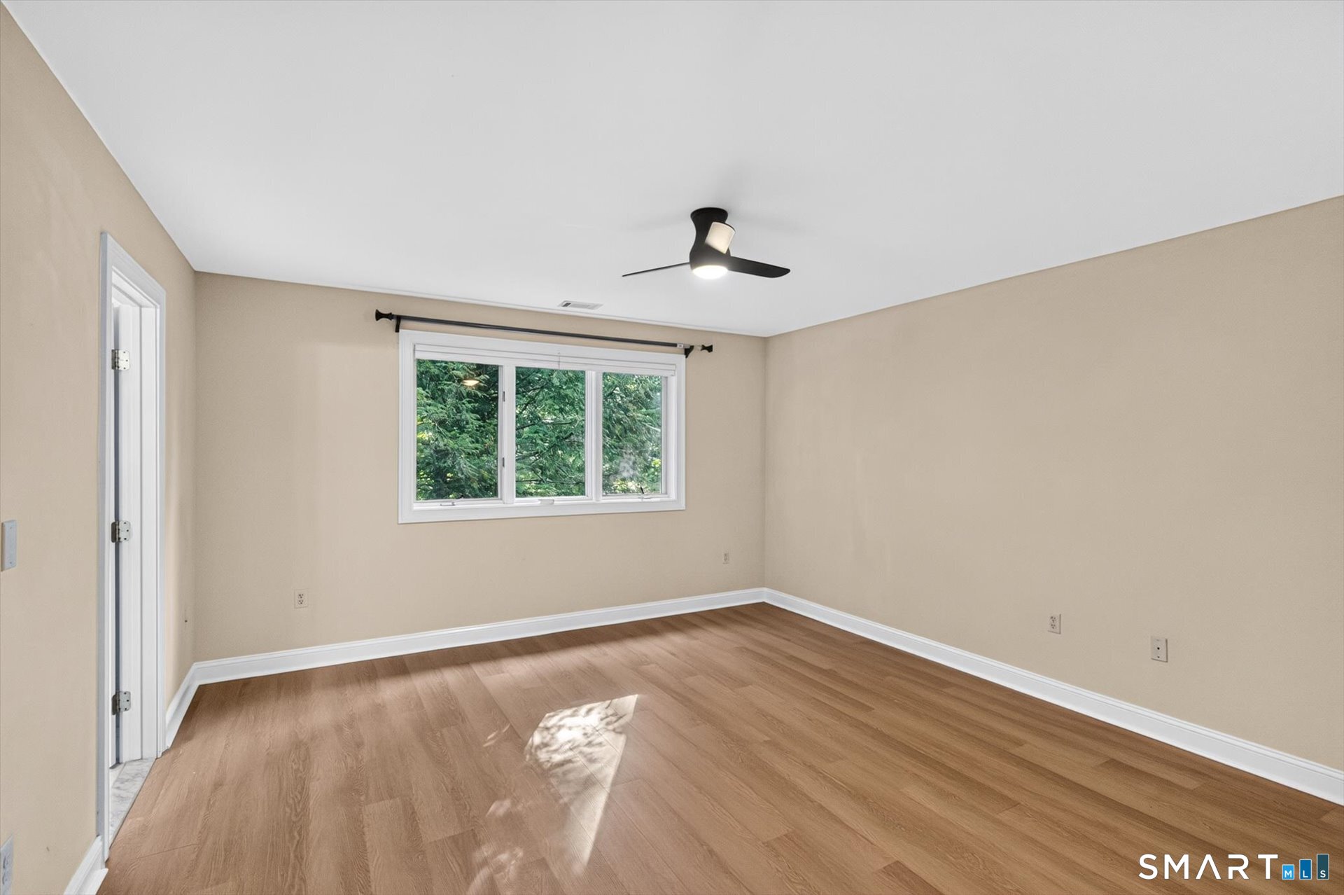 7 Essex Court Avon CT 06001